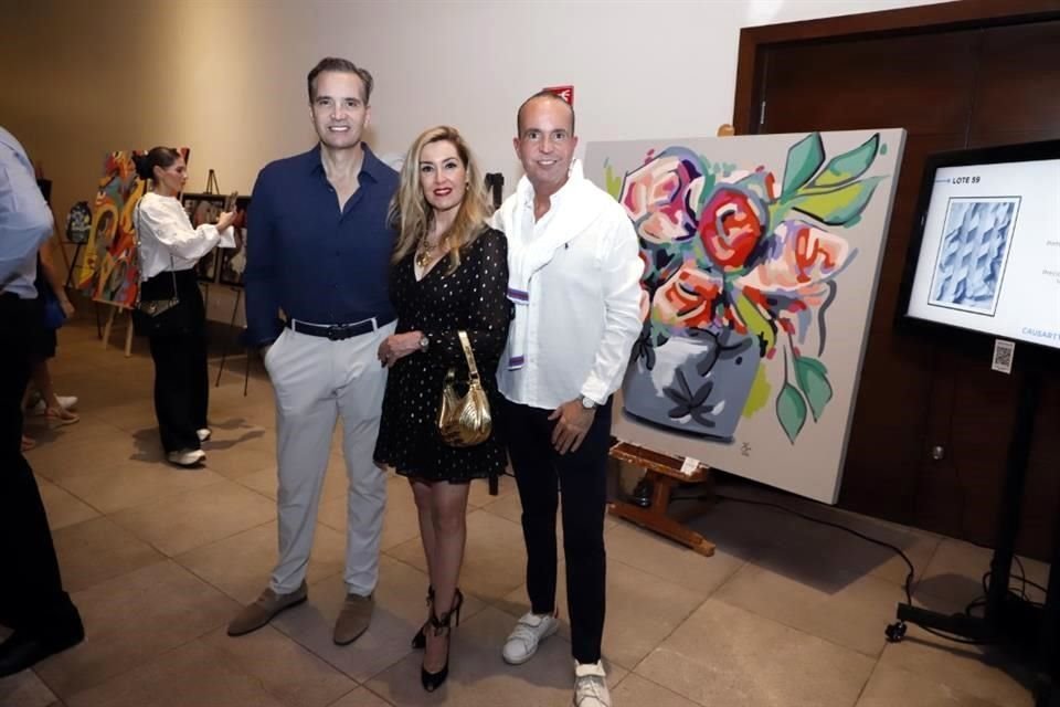 Juan Ignacio Bringas, Vicky Alanís de Bringas y Rafael Alanís
