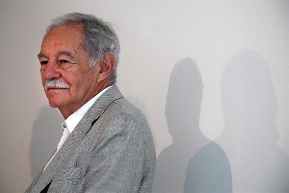 El escritor Eduardo Mendoza  fue elogiado por su prosa humorística, tan necesaria en los tiempos que corren.