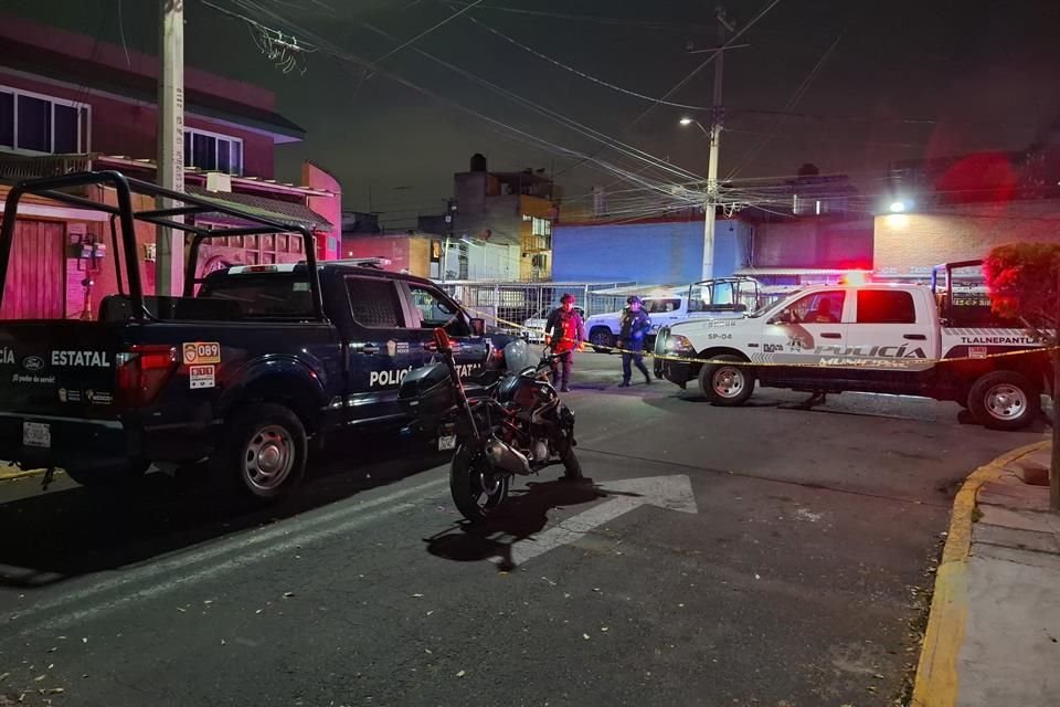 Matan a hombre en Avenida Benito Juárez, Colonia Los Reyes Ixtacala, Municipio de Tlalnepantla