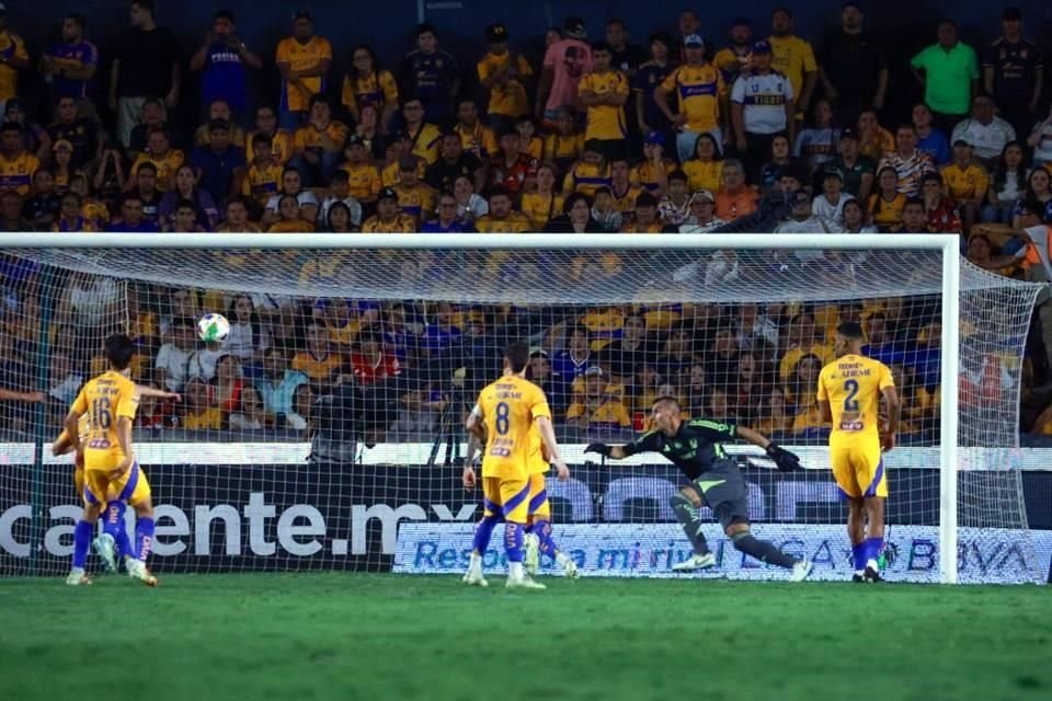 Observa más de las acciones del empate 1-1 de Tigres ante Toluca en la ida de las Semifinales.