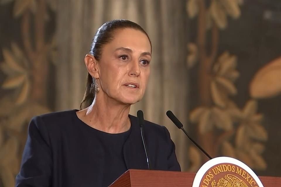 Claudia Sheinbaum anunció el aumento salarial para el magisterio, en el marco del Día de la Maestra y del Maestro.