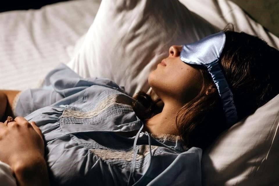 Es recomendable dormir entre siete y nueve horas cada noche.