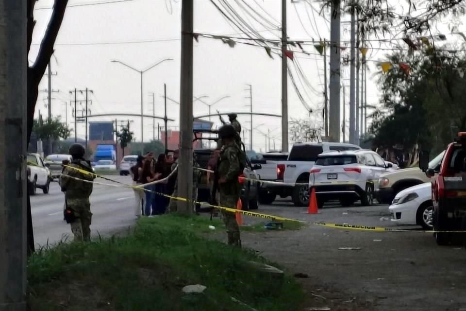 El ataque fue reportado a las 14:00 horas en un lote de autos ubicado en la Avenida Benito Juárez y Cartelos, en la Colonia Tres Caminos.