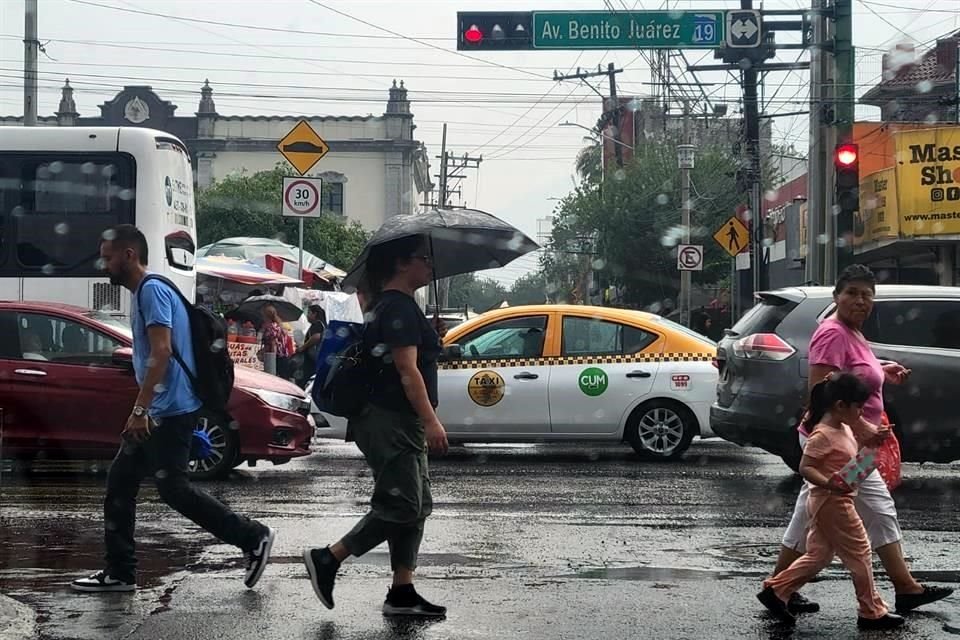 Las precipitaciones iniciaron a la 15:00 horas.
