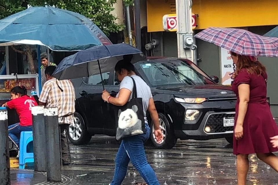 Las precipitaciones iniciaron a la 15:00 horas.