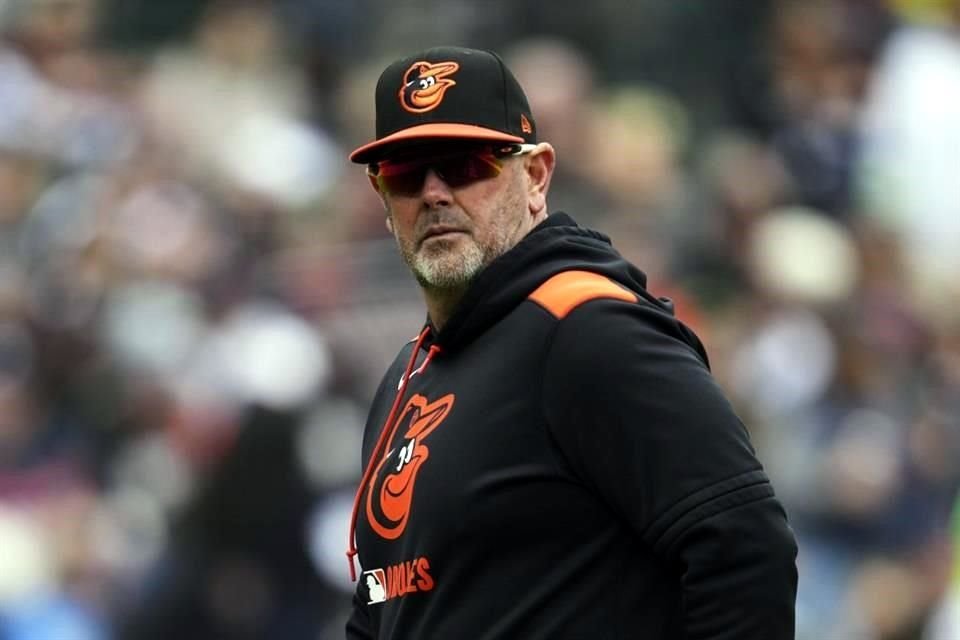 El mánager de los Orioles de Baltimore, Brandon Hyde, en un juego ante los Tigres de Detroit.