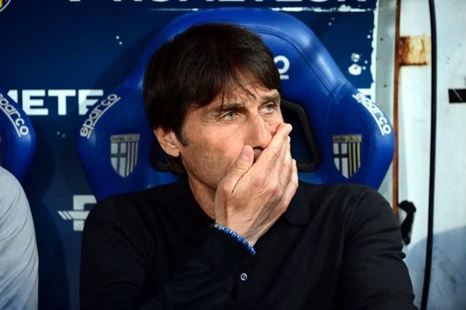 Antonio Conte y Simone Inzaghi fueron expulsados y no podrán estar en la definición por el título con el Napoli y el Inter, respectivamente.