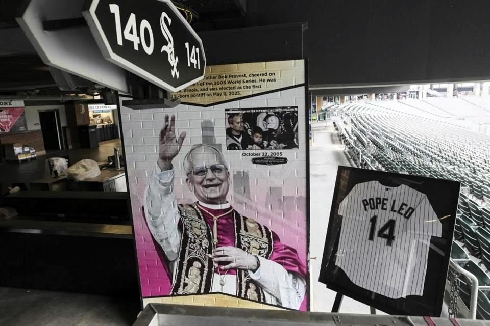 Los Medias Blancas de Chicago homenajearon así al Papa León XIV, aficionado del equipo.