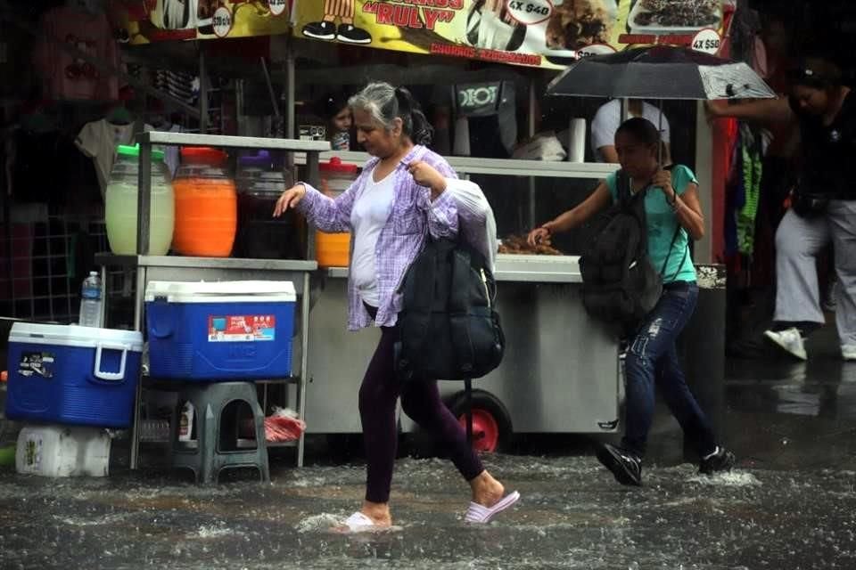 La tormenta sorprendió a la gente del Centro.