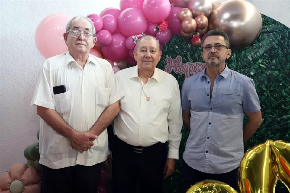 Joel Elizondo, José Martínez y Jaime Elizondo