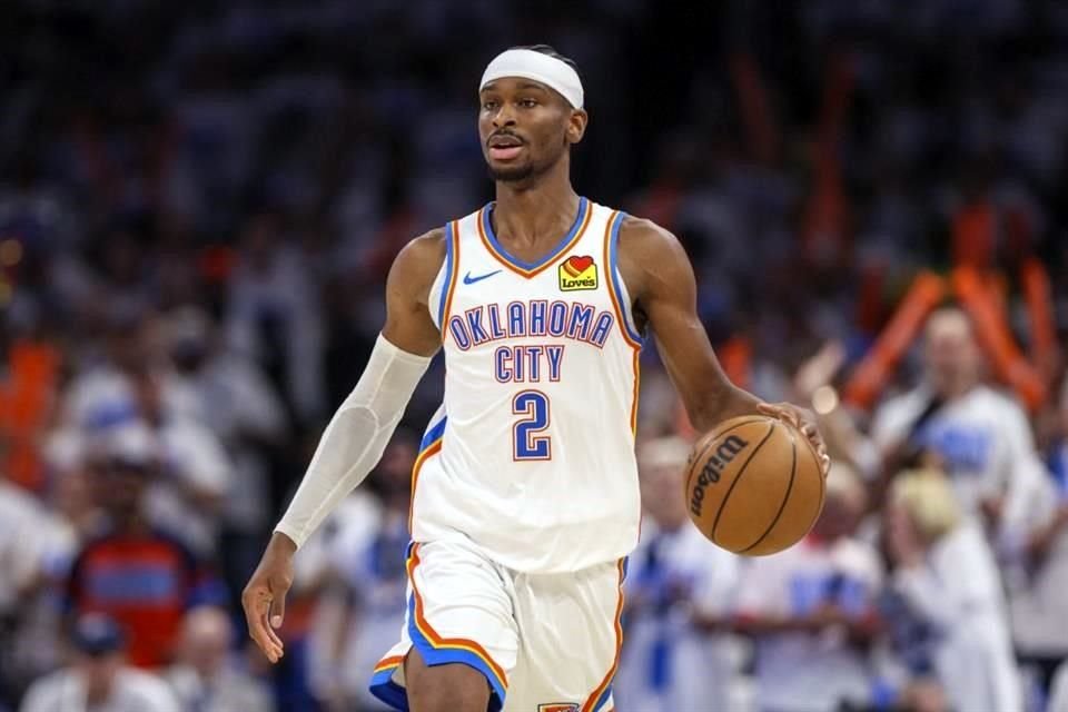 Shai Gilgeous-Alexander lució ante su afición.