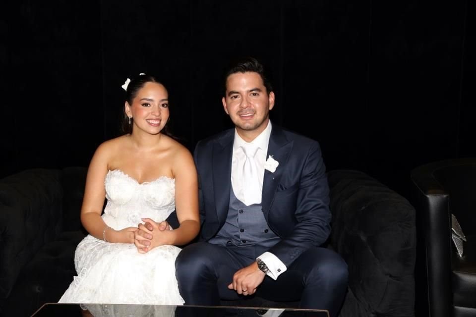 Marcela de los Ríos Villarreal y Edgar Leal Perales