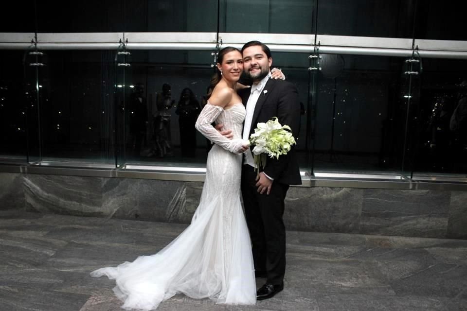 Alejandra De la Cruz Salinas y Daniel González Jáuregui