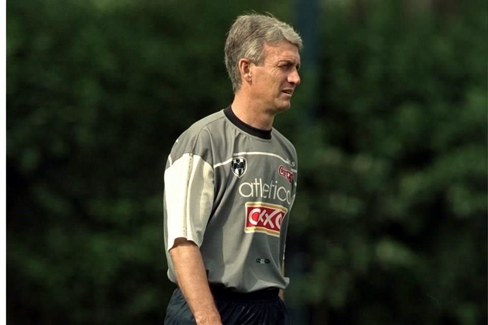Benito Floro brindó estabilidad a un Monterrey que tenía problemas de descenso y lo llevó a Liguilla.