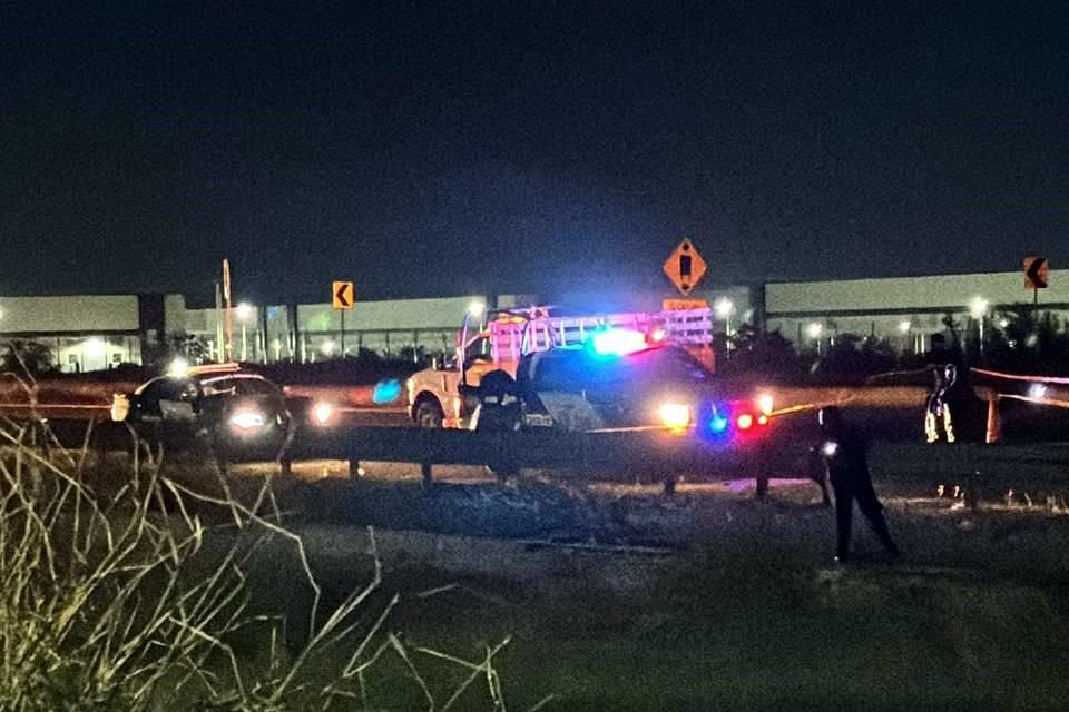 Alrededor de las 22:40 horas se reportó el accidente en el Anillo Periférico cerca de su cruce con la calle San Judas, en la Colonia San Javier.