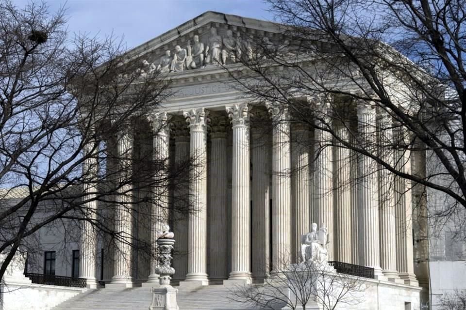 La Suprema Corte de EU falló en contra de permitir que un colegio religioso autónomo se financie con fondos públicos.