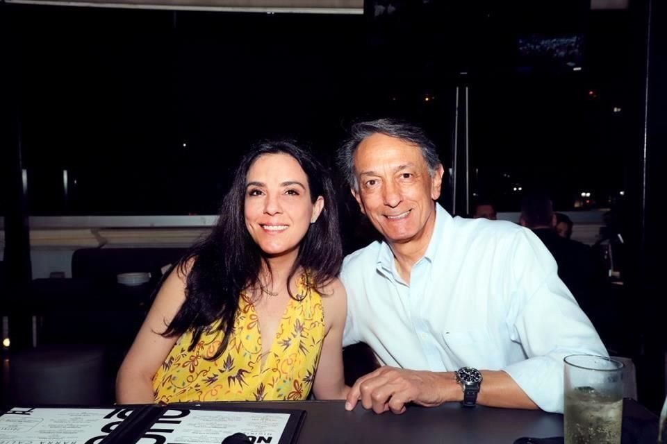 Ana Elena Peña y Juan Castro