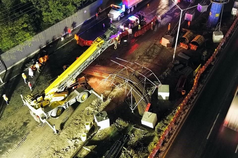 Un castillo de las obras de la L6 en Miguel Alemán sufrió un colapso este miércoles.