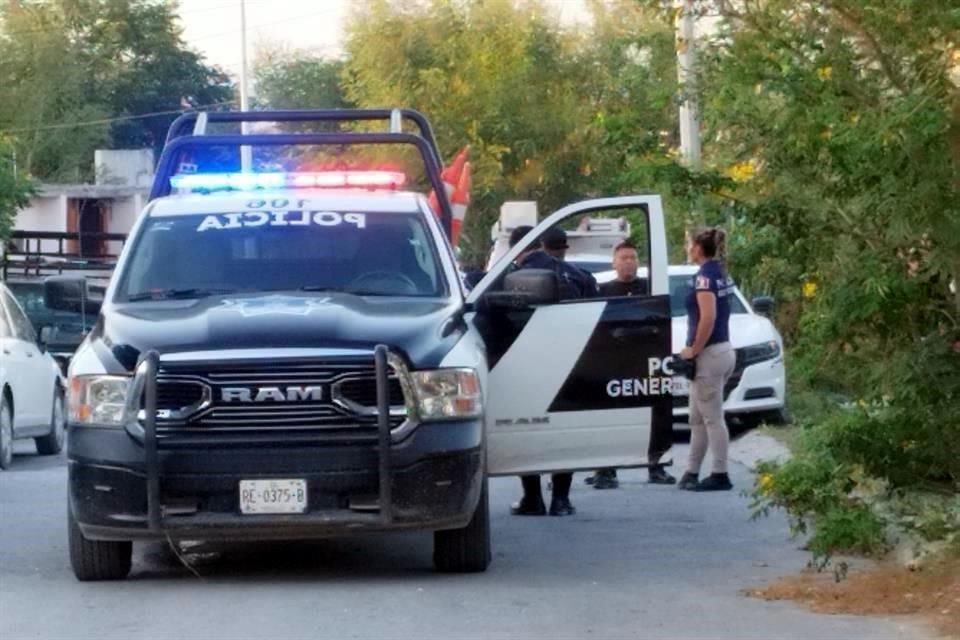 Un hombre es maniatado y torturado antes de ser ejecutado por delincuentes que irrumpieron en su casa, en la Colonia Misión de Santa Elena.