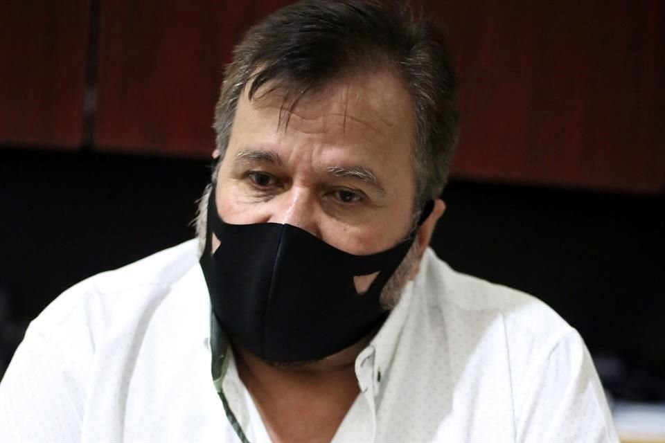 Gonzalo Robles.