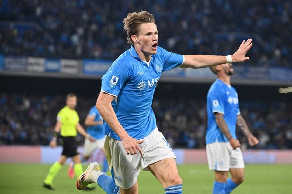 Scott McTominay marcó un golazo de tijera.