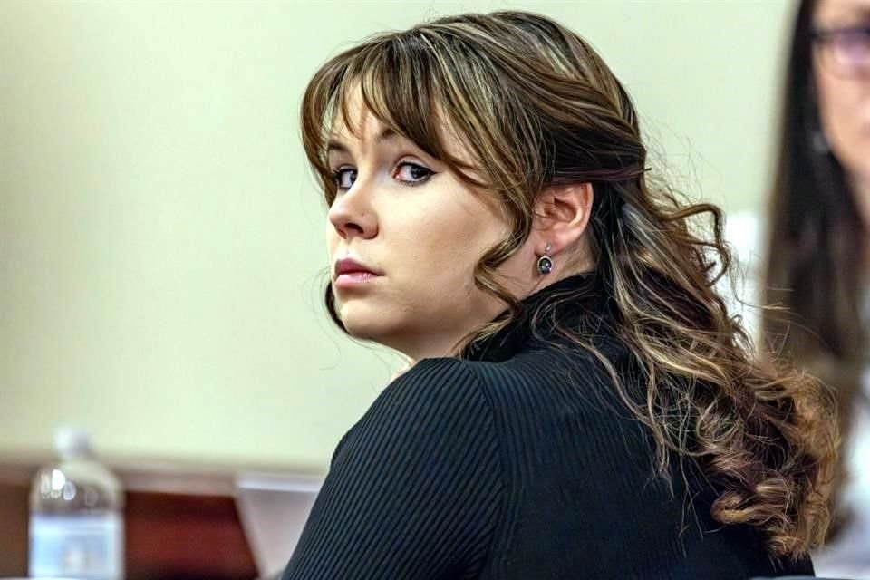 Hannah Gutierrez, la armera condenada por la muerte de una fotógrafa en el set de 'Rust' salió de la cárcel bajo libertad condicional.