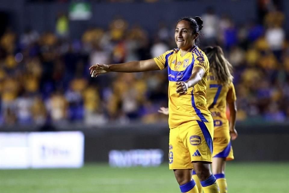Estephany Mayor recién superó una lesión.