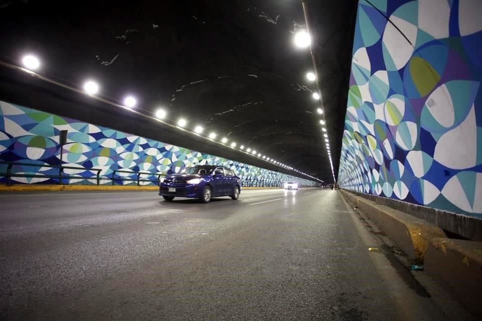 'Ojo de agua', ubicado en el túnel que va de Monterrey a San Pedro, abarca 8 mil metros cuadrados a lo largo de 2 kilómetros.