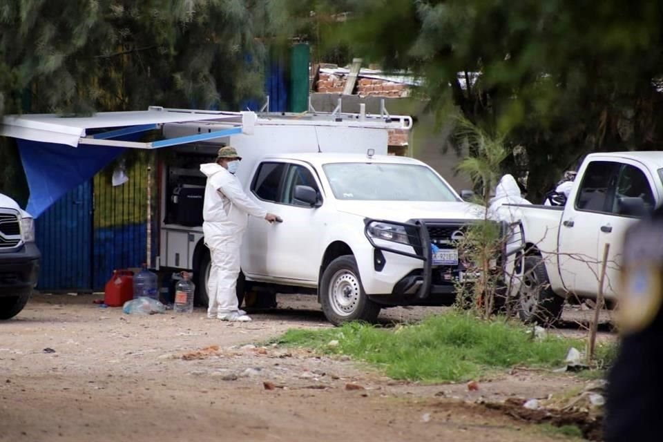 Un total de 17 cuerpos fueron localizados en una fosa clandestina en Irapuato, Guanajuato; cinco contaban con reporte de desaparición.