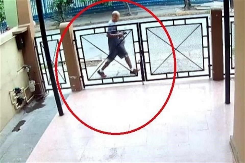 El hombre fue reportado delinquiendo en calles de la Colonia Vidriera, en Monterrey.