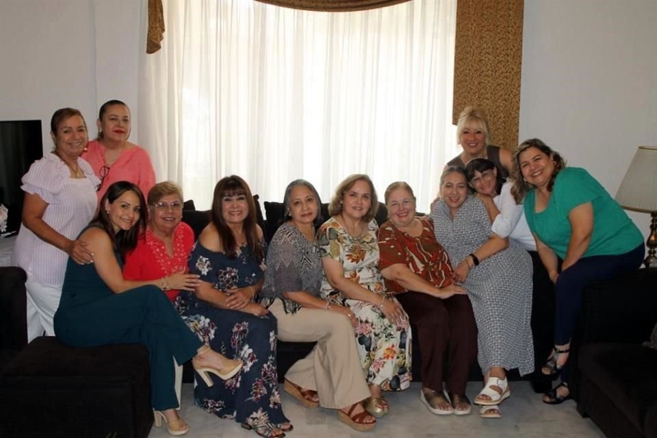 Asistentes al convivio