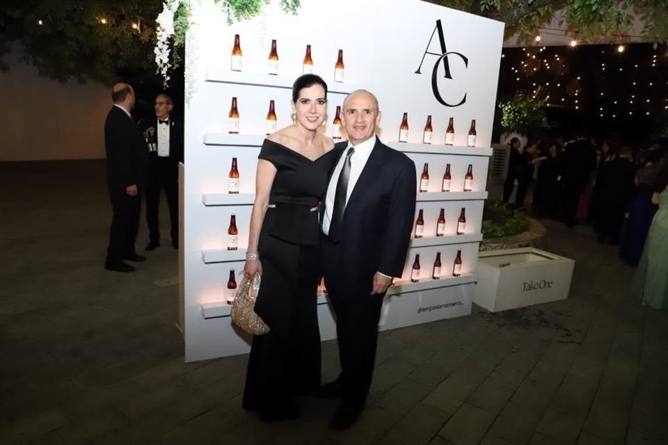 Marite Garza y Juan Fernando Ortiz
