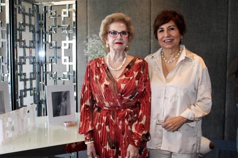 Susy Morales y Claudia Tassinari
