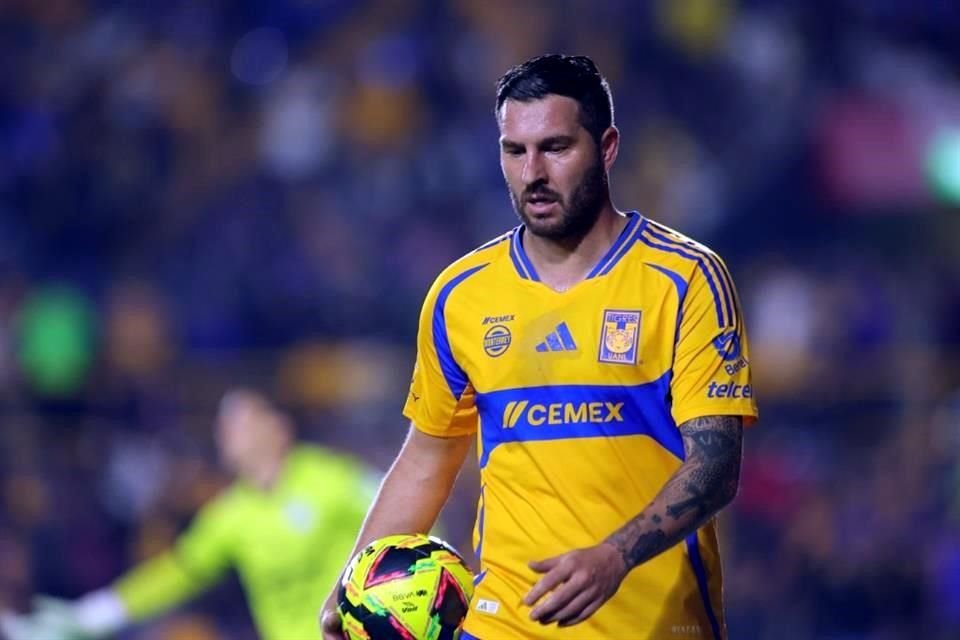 André-pierre Gignac no estaría para el arranque del Apertura 2025.