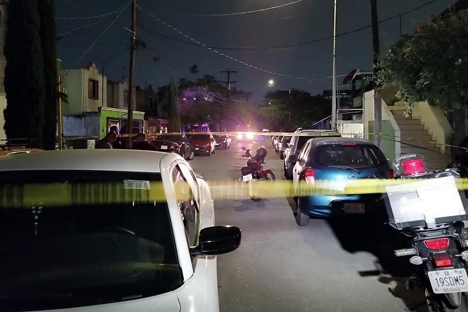 Alrededor de las 20:10 horas se reportó la ejecución, en una casa ubicada sobre la calle María Guadalupe Soledad, en la Colonia Don Lalo.