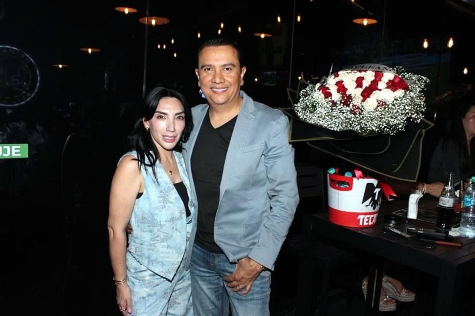 Sandy Hernández y Yamil López