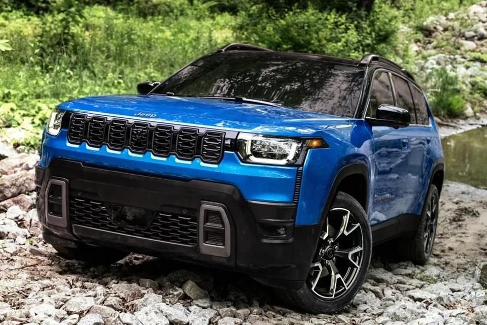 Vista de la SUV Jeep Cherokee 2025.