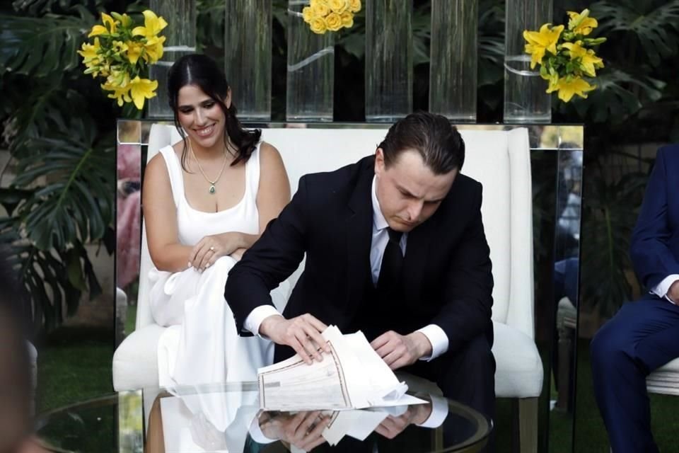 Myriam Garza Guajardo y Alfonso Solar Ibarra