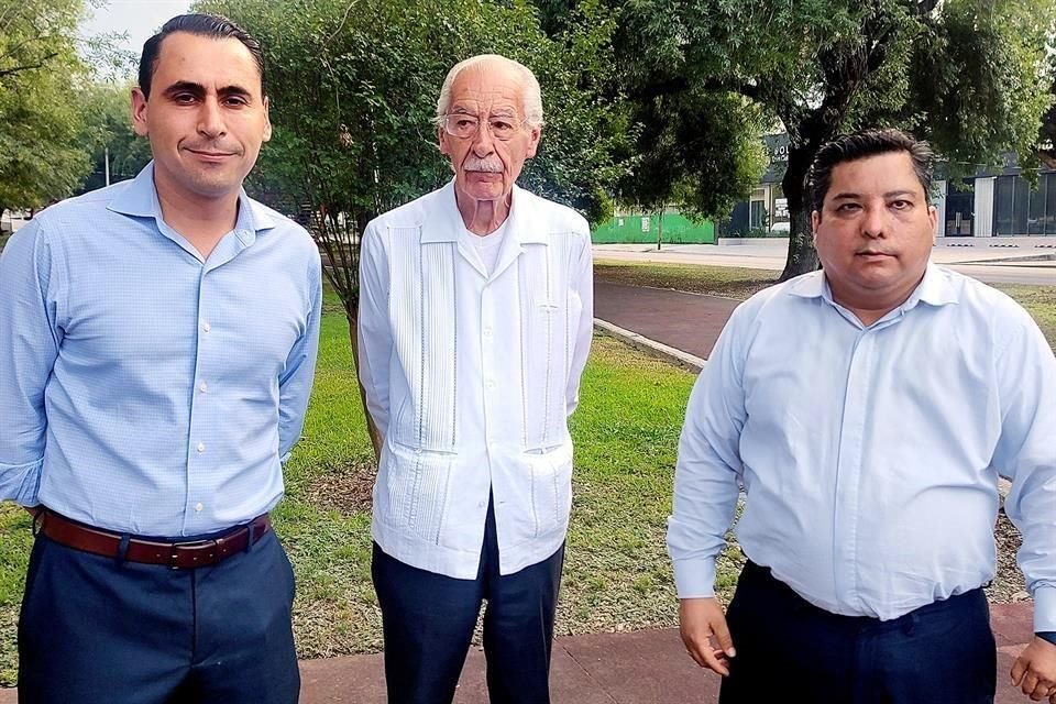 Luis Susarrey, Secretario General de San Pedro dijo que la sincronización de semáforos la hizo personal de Fernando Garza Treviño, Secretario de Desarrollo Urbano y Gabriel Ponce, de Movilidad.