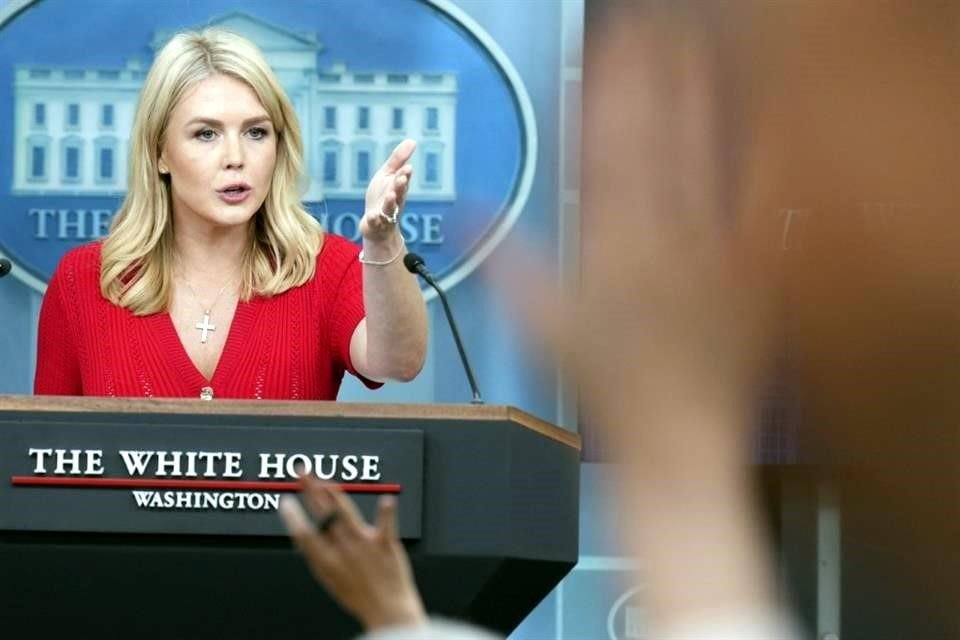 La Casa Blanca acusó a jueces de Corte Internacional de Comercio de usurpar funciones de Presidente Trump por bloquear aranceles a países.