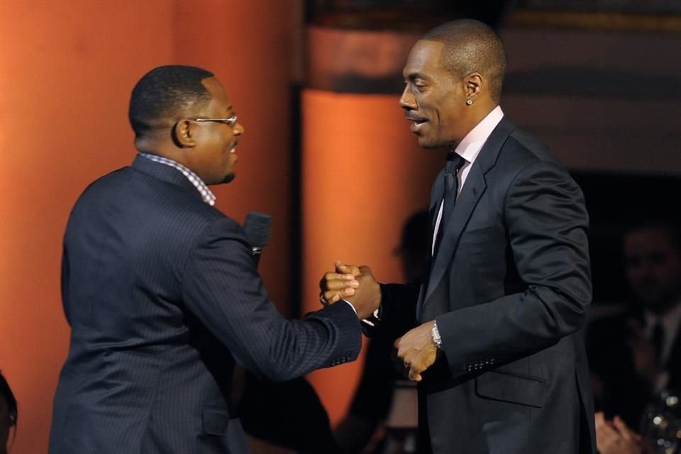 Eddie Murphy y Martin Lawrence se convirtieron en consuegros tras la boda secreta de sus hijos Eric y Jasmin a principios de mayo.