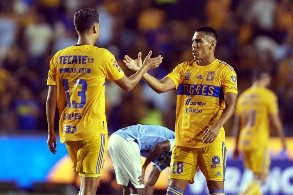 Diego Reyes y David Ayala saldrán del equipo.