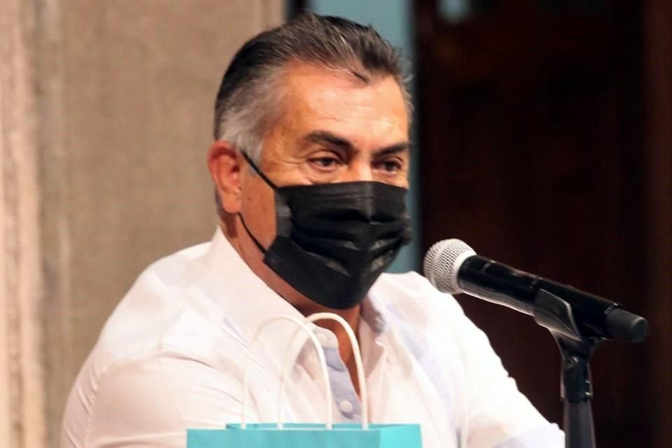 El Bronco que pidió un frente a frente con Samuel García para aclarar las dudas que se presenten durante el proceso de transición.