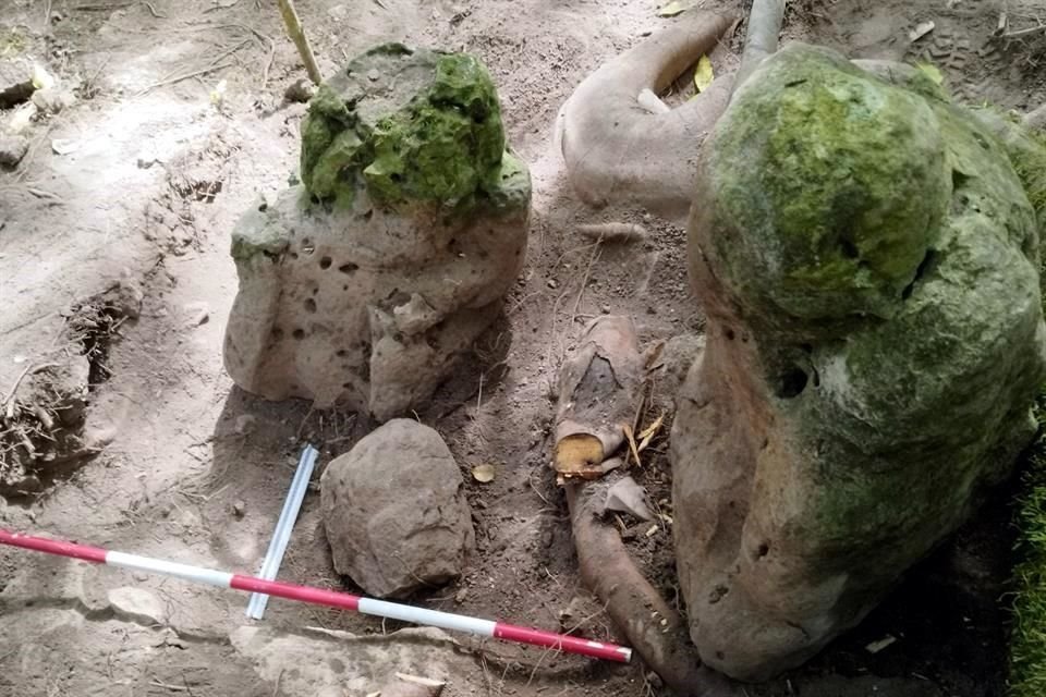 La ciudad fue bautizada como 'Los abuelos' por el hallazgo en el lugar de dos esculturas antropomorfas que representan a una pareja de ancestros.