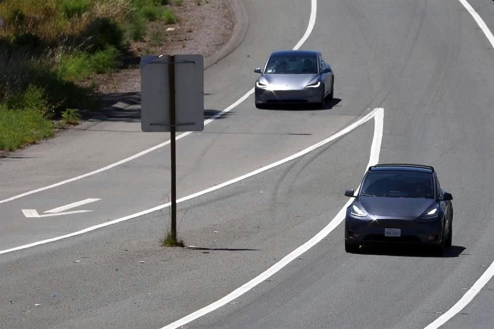 El Model Y experimentó la mayor caída, pasando de 3 mil 274 unidades en el último trimestre de 2024 a 360 en el primer trimestre de 2025.