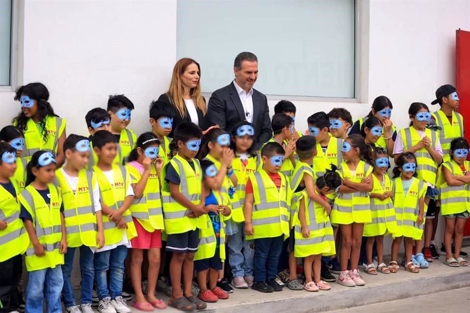Niñas y niños acudieron al arranque del programa Cadete Jr.