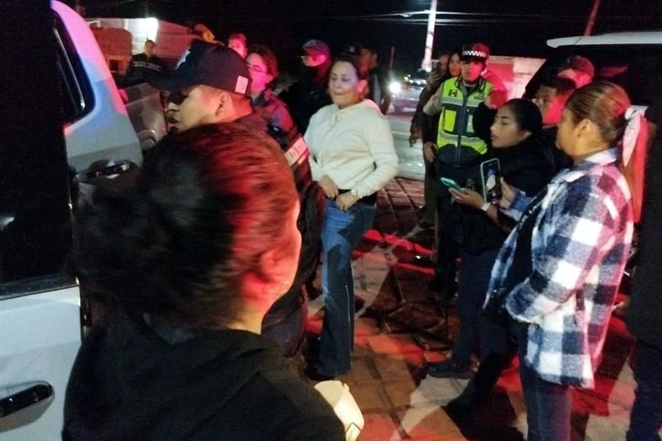 Simpatizantes del Partido Verde acusan de privación de la libertad a Isaac Hernández Falda, quién es hermano de la candidata de Acajete, Amparo Hernández.