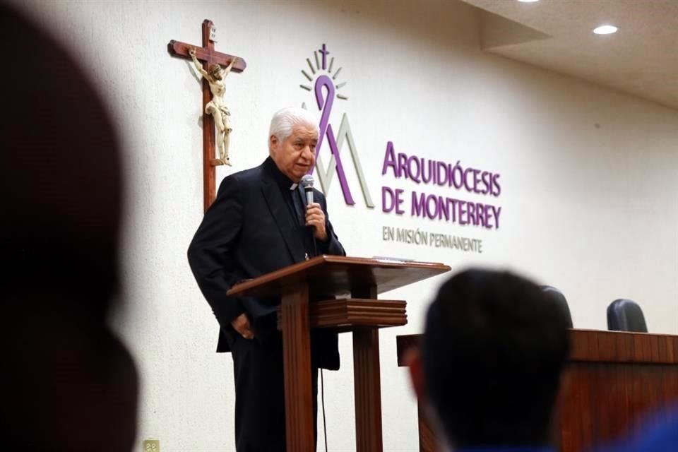 El Arzobispo de Monterrey, Monseñor Rogelio Cabrera López.