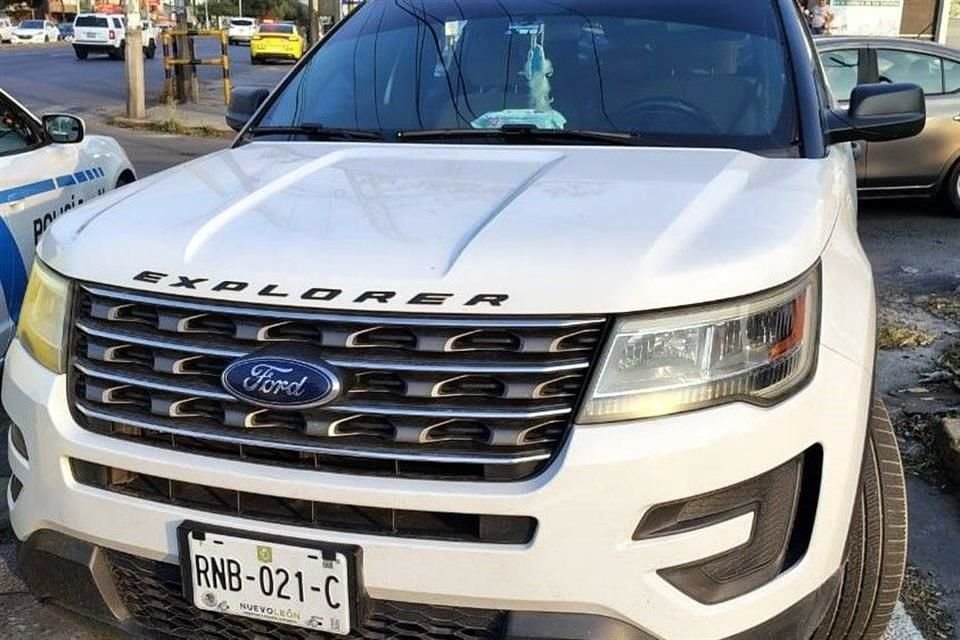 Los seis detenidos fueron trasladados a las instalaciones de la Policía de Monterrey, donde quedaron a disposición del Ministerio Público.