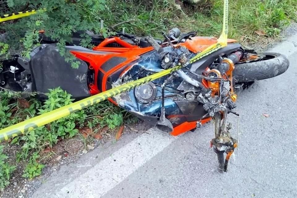 El accidente fue reportado a las 13:00 horas en el kilómetro 20 de la carretera intermunicipal de Montemorelos a Rayones.